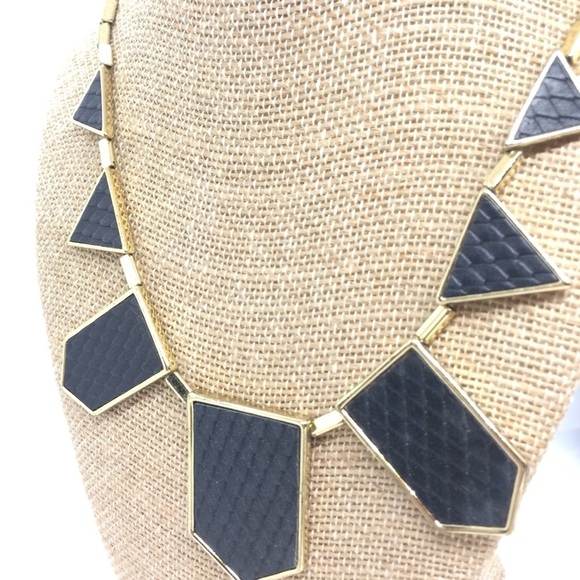 3/$30 HOUSE OF HARLOW NECKLACE LEATHER GEOMETRIC GOLD TONE ART DECO STYLE - Picture 5 of 17